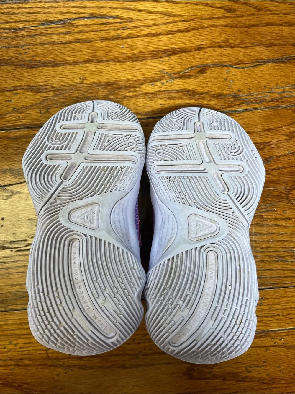 Nike Giannis Immortality 4 girls sneakers 13